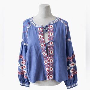 NWT RD & Koko Blue Embroidered Boho Peasant Blouse Size L